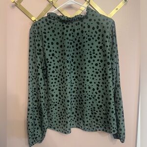 Long sleeve green blouse